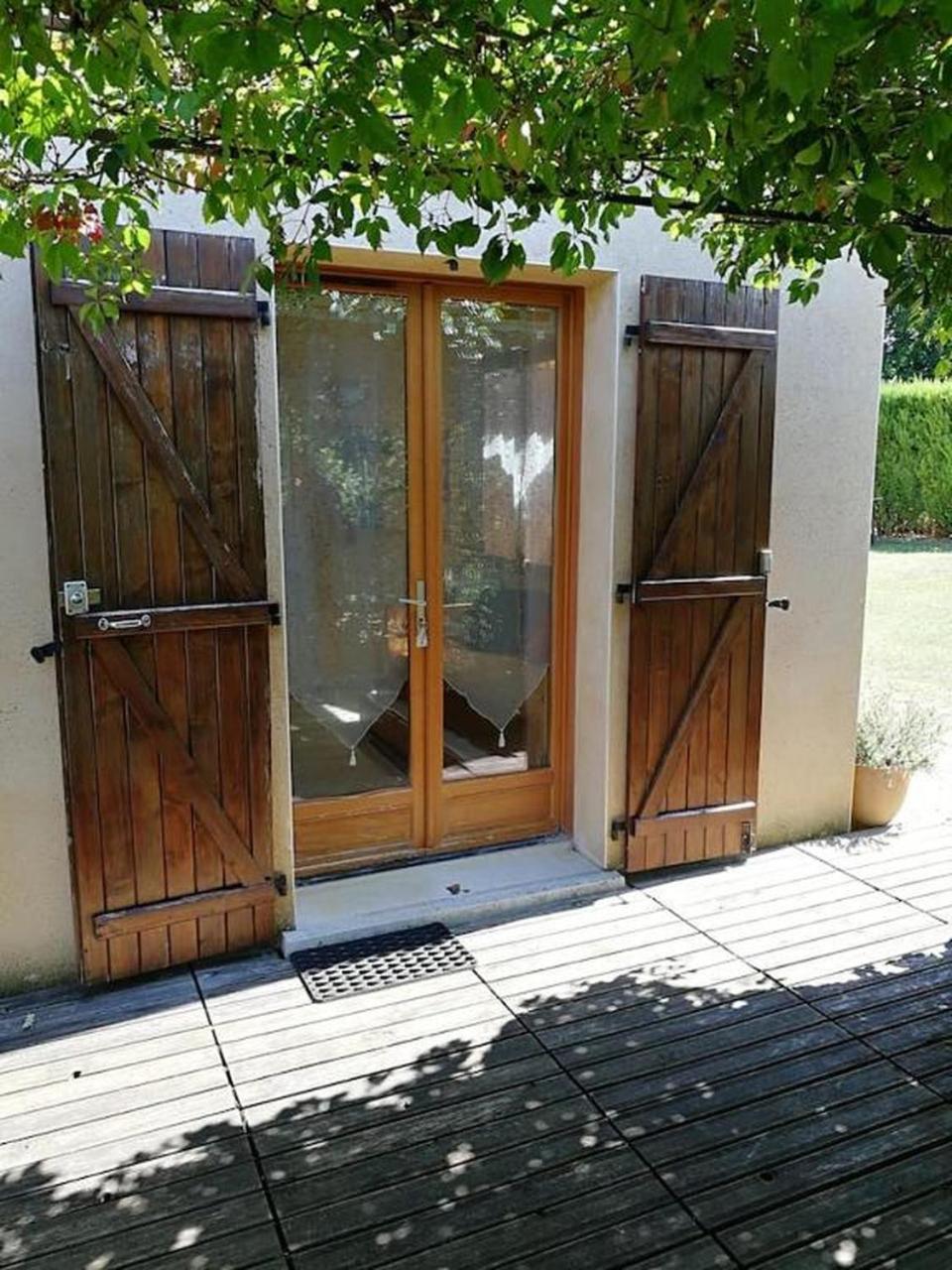 Chambre D'Hotes La Cavaille Veyrines-de-Vergt Exterior photo
